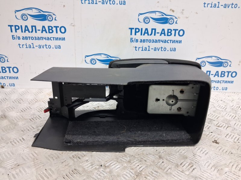 Подлокотник Mitsubishi Outlander CU 2.4 БЕНЗИН 4G69 2003 (б/у) Київ - зображення 7