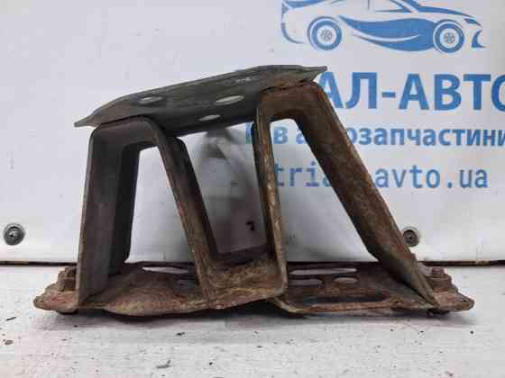 Кронштейн усилителя заднего бампера Toyota Avensis T25 2.2 DIESEL 2ADFTV 2002 лев. (б/у) Киев