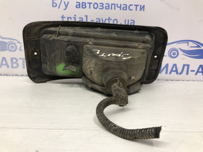 Катафот левый Mitsubishi Pajero Sport K9 2.5 DIESEL 4D56 1996 (б/у) Киев - изображение 3