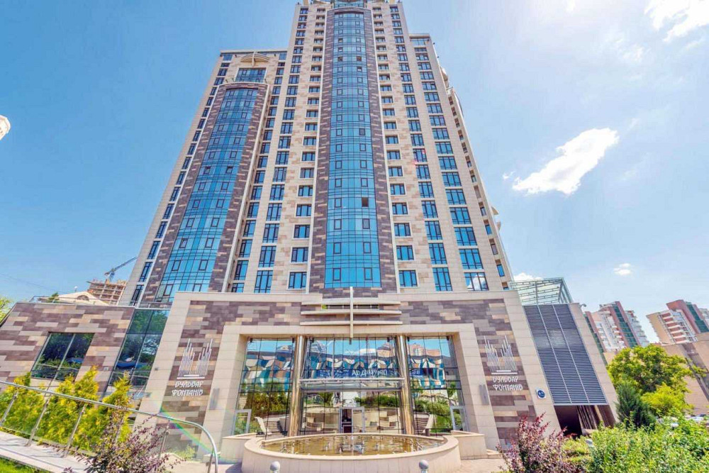 долгосрочная аренда 3-к квартира Киев, Печерский, 1650 $/мес. Киев - изображение 1