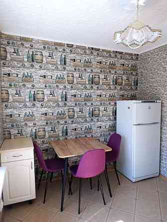 Продам. 2-к.кв. 4/9, пр.Богдана Хмельницького 26 Дніпро