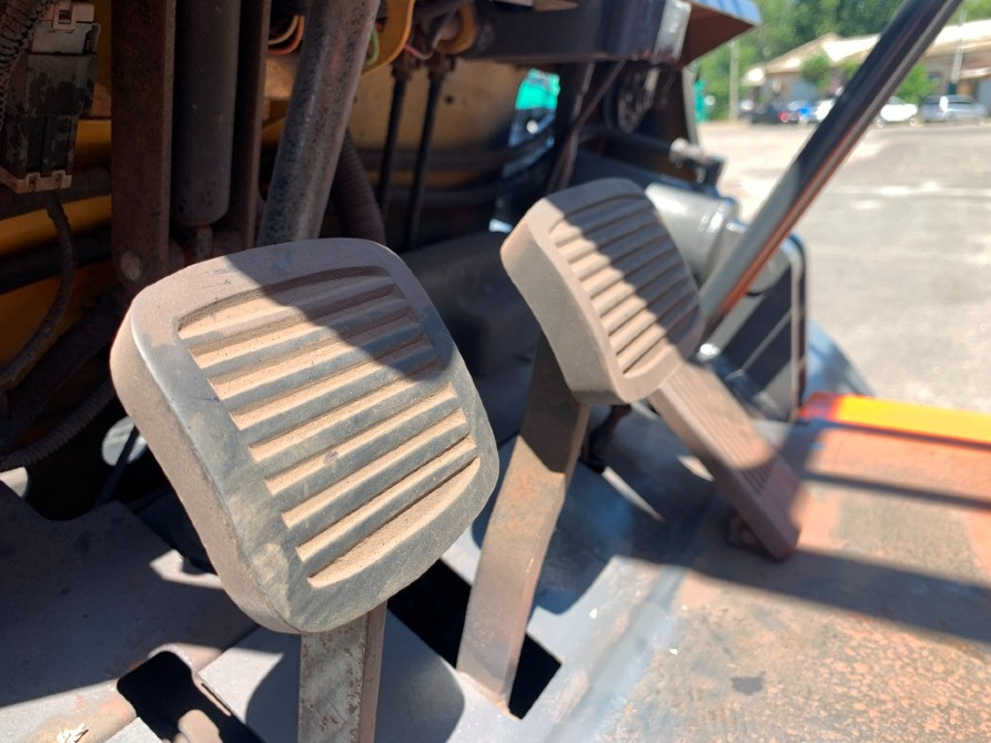 Навантажувач вилковий Mitsubishi на 15 великих нових колесах пневмо, с наработкой 6581 м/ч. Днепр - изображение 9