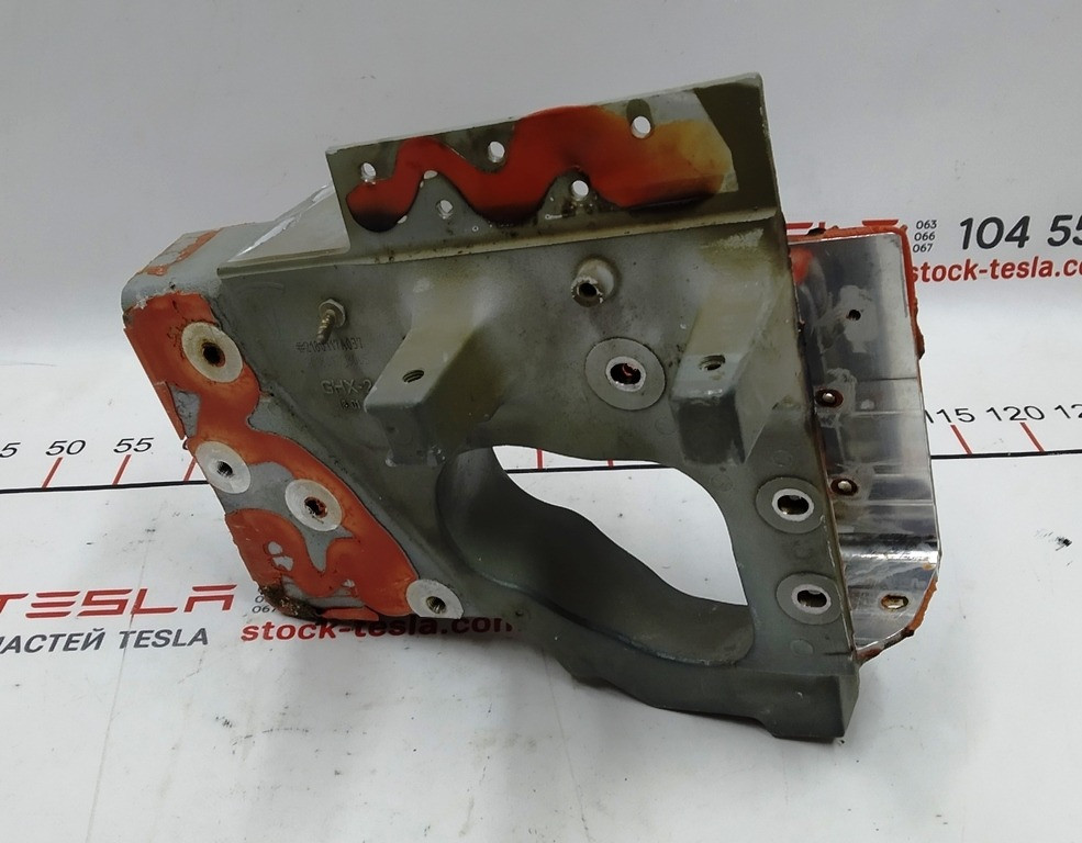 1Четверть передняя левая проставка лонжерона под полуось Tesla model X 1069430-S0-C Київ - зображення 2