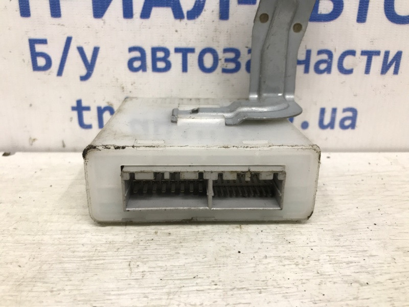 Блок управления центральным замком Nissan X-Trail T31 2.0 DIESEL M9R 2007 (б/у) Київ - зображення 2
