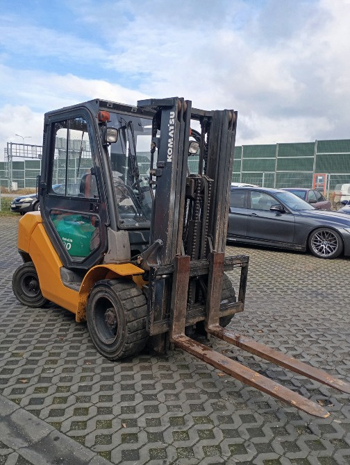 Вилковий дизельний навантажувач KOMATSU FD30T 4.3м малий пробіг Луцьк - зображення 1