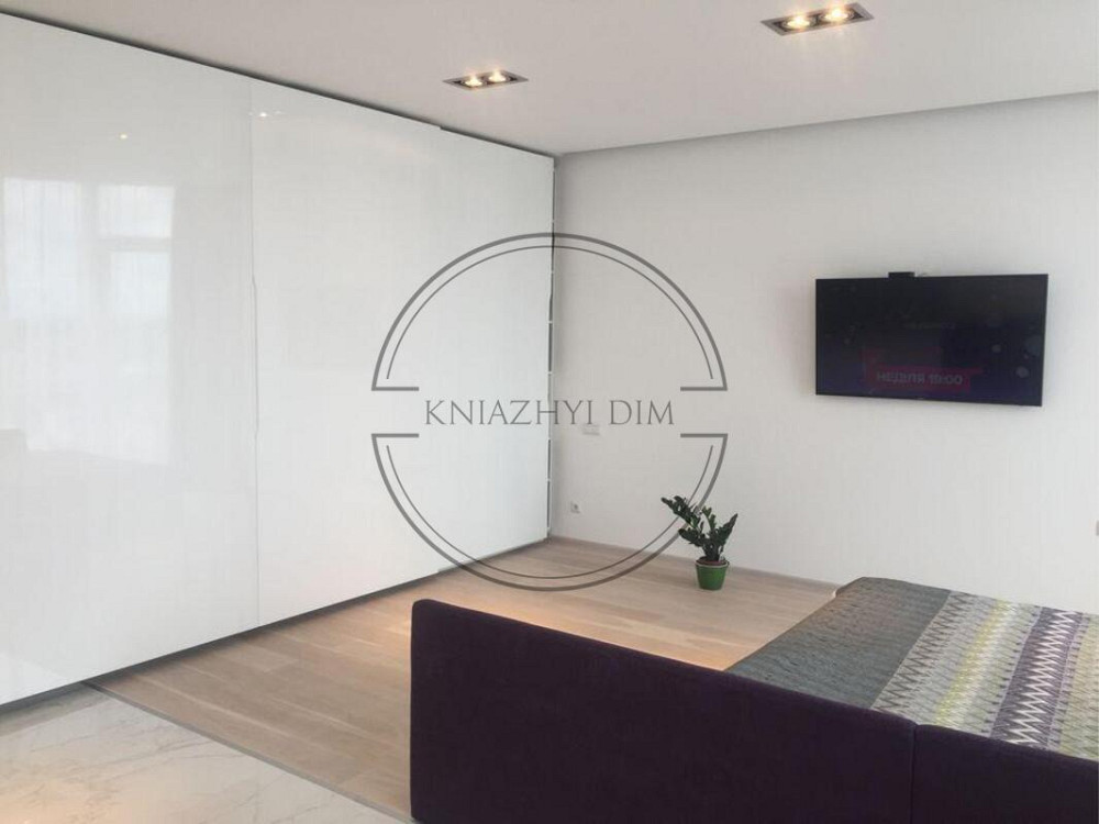 Отличная 1к. стидио в новом доме, метро Дружбы Народов. КОД: 21133314. Київ - зображення 1