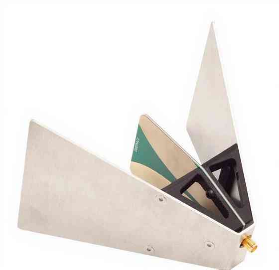 UWB антенна Deepace 5GHz-13GHz 10dB направленная с угловым отражателем (11019) Дніпро