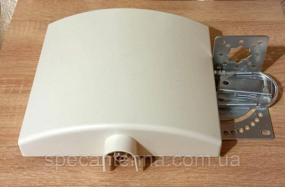 Уценка. Антенна секторная 1650-1675/2205-2015/2750-2865 МГц 14 дБ 100 Вт SST-172714DW, N разъем. Смо Днепр - изображение 1