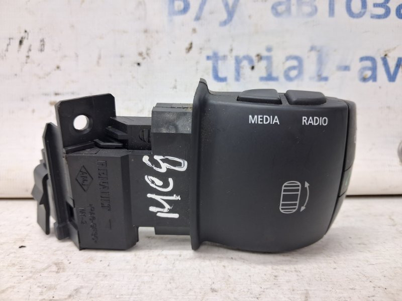 Кнопки руля Renault Megane 3 1.5 DIESEL K9K 2008 (б/у) Київ - зображення 1