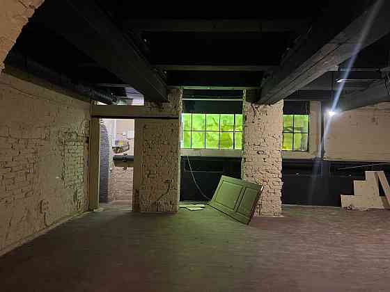 продажа помещения свободного назначения, здания Киев, Печерский, 450000 $ Київ