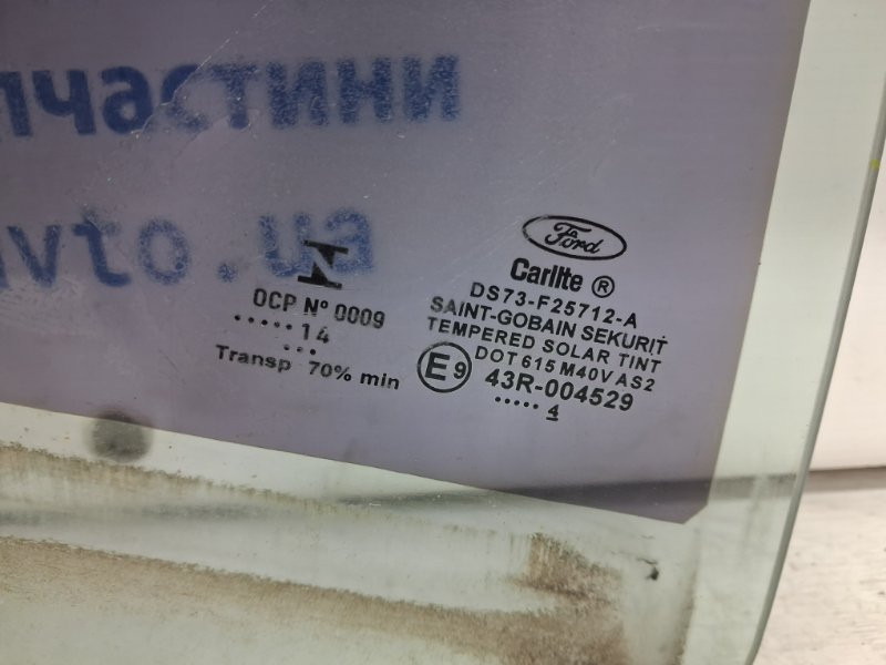 Стекло двери заднее правое Ford Fusion USA 2 1.5 БЕНЗИН ENUN0 2013 (б/у) Киев - изображение 2