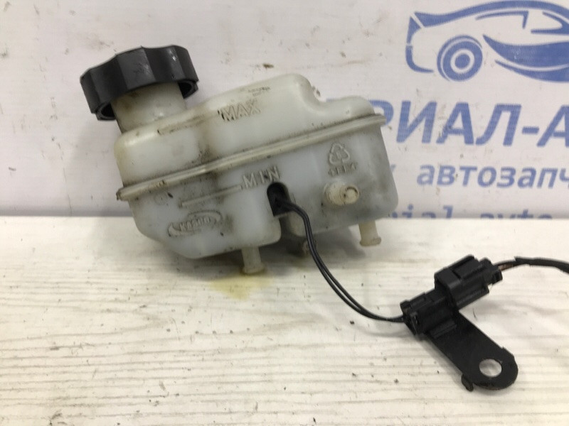 Бачок главного тормозного цилиндра Kia Sorento 2002-2011 585293E610 (Арт. 52503) Київ - зображення 1