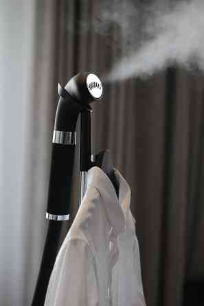 Отпариватель стационарный SteamOne EUJK300B 2000 Вт черный Киев