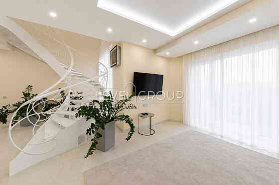продажа 4-к квартира Киев, Шевченковский, 320000 $ Київ
