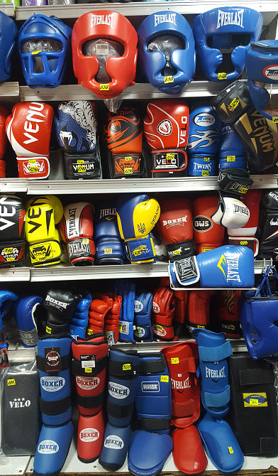 Боксёрские перчатки Киев - изображение 1