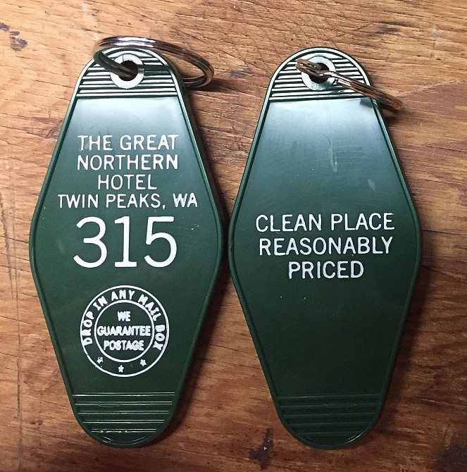 Брелок агента Купера из сериала "Твин Пикс" номер 315 Київ - зображення 7