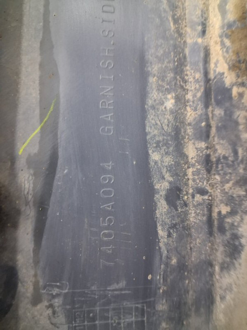 Накладка порога внешняя правая Mitsubishi Pajero Wagon 4 3.2 ДИЗЕЛЬ 4M41 2006 (б/у) Киев - изображение 7