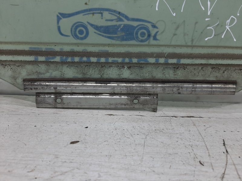 Стекло двери заднее правое Toyota RAV 4 A30 2.0 БЕНЗИН 1AZFE 2005 (б/у) Киев - изображение 2