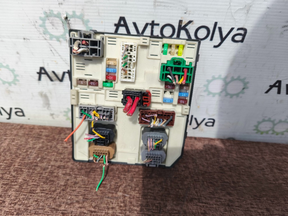Блок предохранителей Renault Kangoo 2013-2021 (284B68764R) Ковель - зображення 1