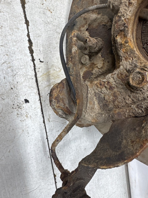 Цапфа задняя правая со ступицей Suzuki Grand Vitara JT 2.7 БЕНЗИН H27A 2005 (б/у) Киев - изображение 5