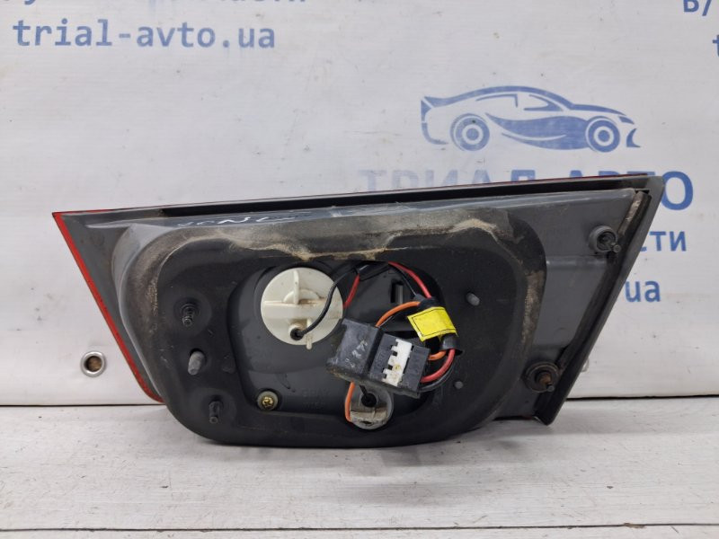 Фонарь задний внутренний левый Hyundai Sonata NF 2.4 БЕНЗИН G4KC 2004 (б/у) Киев - изображение 4