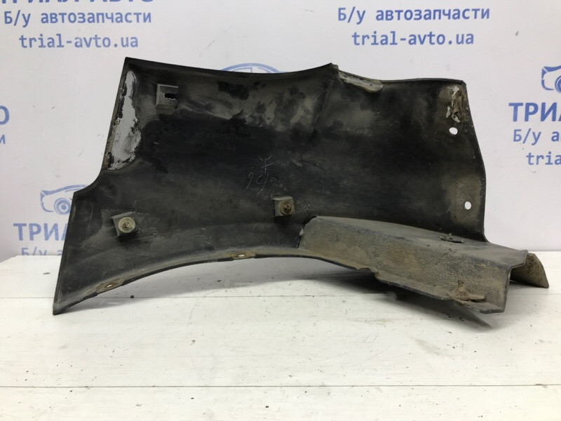 Брызговик задний правый Mitsubishi Pajero Wagon 3 3.2 ДИЗЕЛЬ 4M41 1999 (б/у) Київ - зображення 3