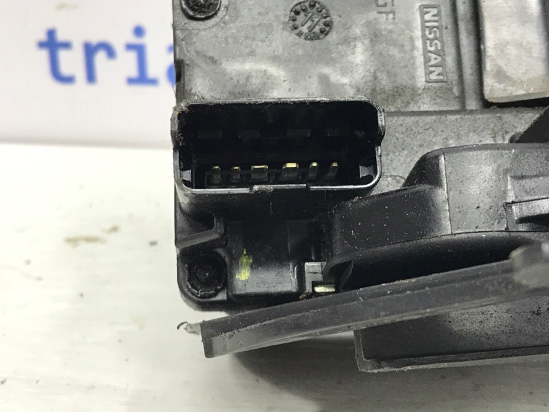 Замок двери передний правый Nissan Juke F15 1.6 TURBO MR16DDT 2010 (б/у) Киев - изображение 4