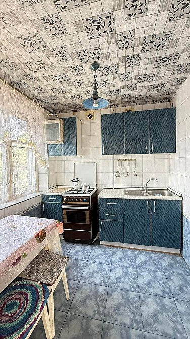 Пропонується на продаж 3-кімнатна квартира в районі Косіора, розташована на вулиці Осінній. Дніпро - зображення 2