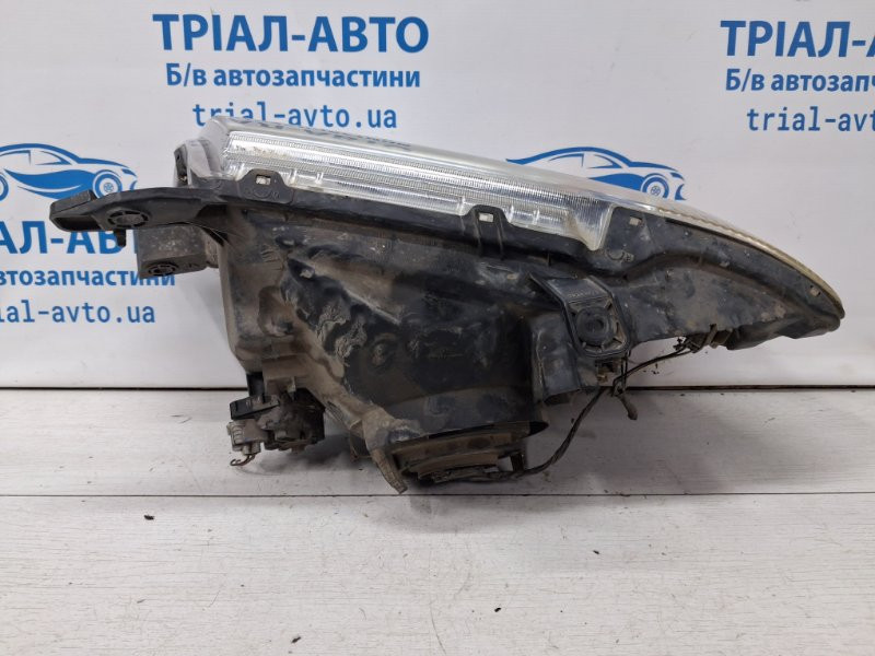 Фара правая галоген Mitsubishi Pajero Wagon 3 3.2 ДИЗЕЛЬ 4M41 1999 (б/у) Київ - зображення 7