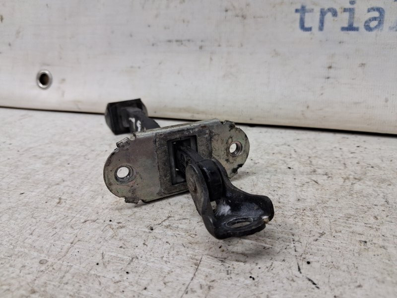 Ограничитель двери задний левый Nissan Navara D40 2.5 DIESEL YD25DDTI 2004 (б/у) Киев - изображение 2