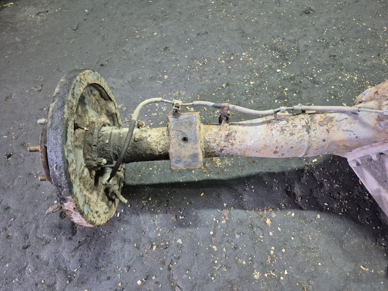 Мост задний Mitsubishi L200 KB 2.5 ДИЗЕЛЬ 4D56U 2006 (б/у) Київ - зображення 4