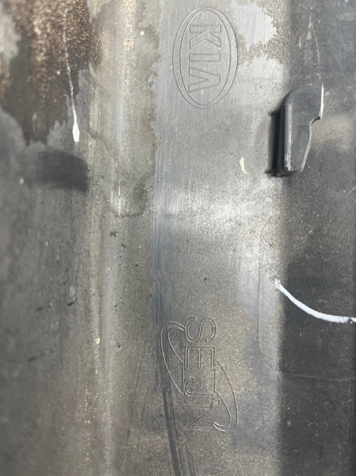 Накладка порога внешняя левая Kia Sorento UM 2.4 БЕНЗИН G4KJ 2014 (б/у) Киев - изображение 6