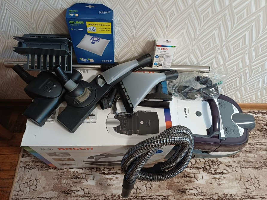 Пилосос миючий з аквафільтром Bosch BWD41740 Кропивницький - зображення 2