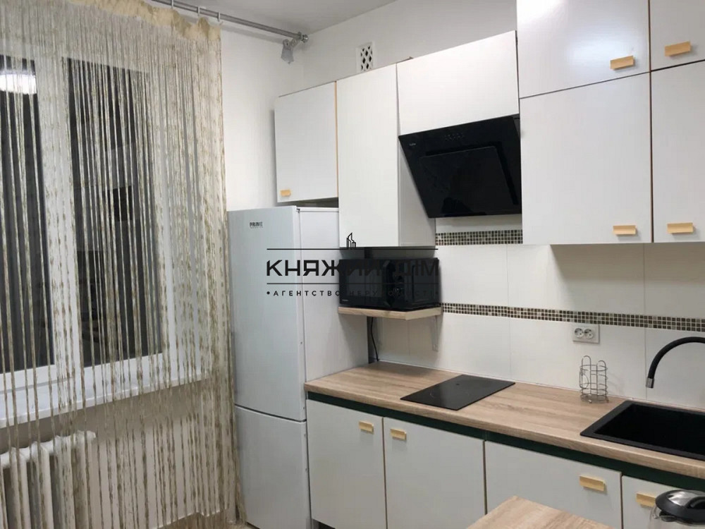 Оренда роздільної 2-х к. квартири на Печерську. № 11204199 Киев - изображение 1