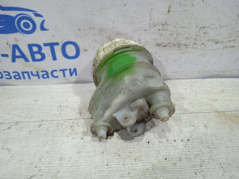 Бачок главного тормозного цилиндра Mitsubishi L200 KB 2.5 ДИЗЕЛЬ 4D56U 2006 (б/у) Київ - зображення 3