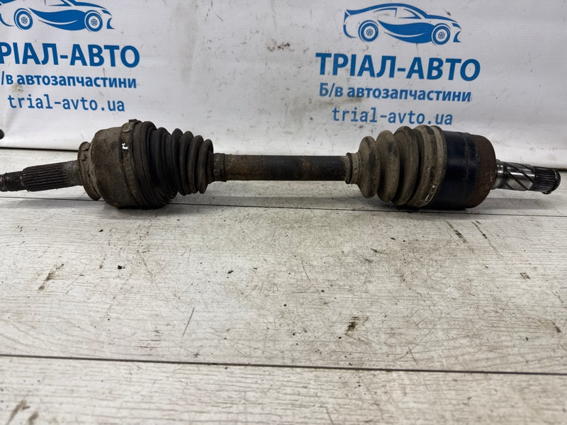 Привод передний левый АКПП Kia Sorento BL 2.5 DIESEL D4CB 2002 (б/у) Киев - изображение 1