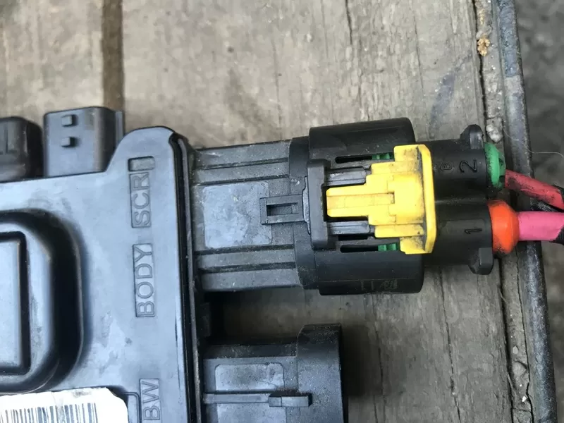 Бу разъём фишка блока предохранителей Renault Megane 3 243800011R , желтая . Кропивницький - зображення 1