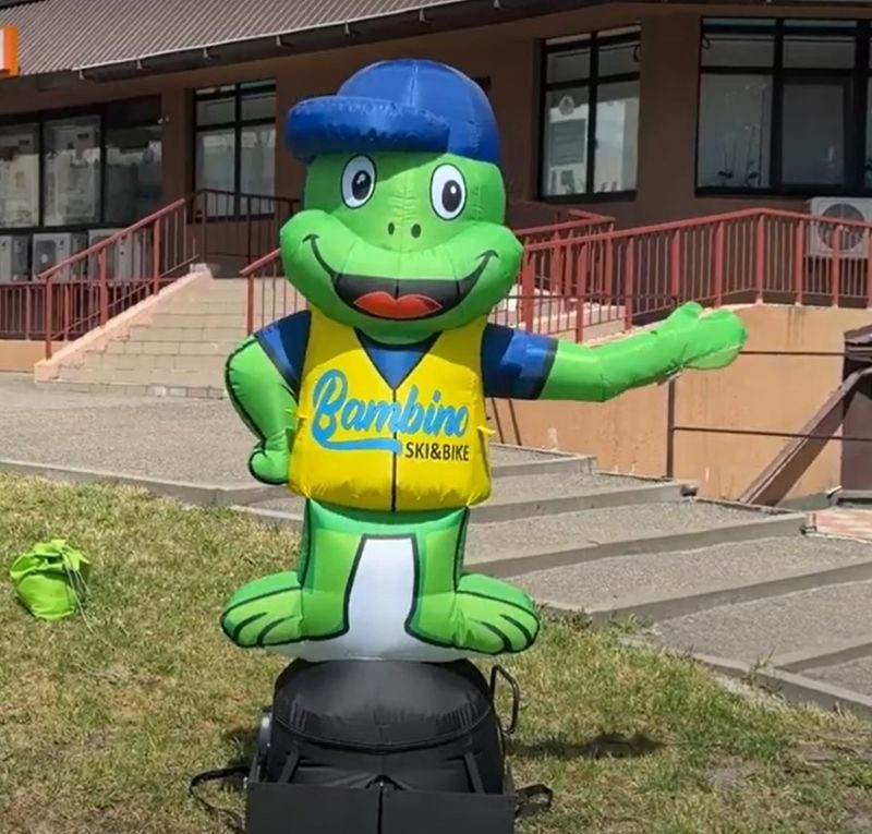 Наружная реклама человек надувной 3D копии товаров, персонажей, животных 3.4 м Київ - зображення 9