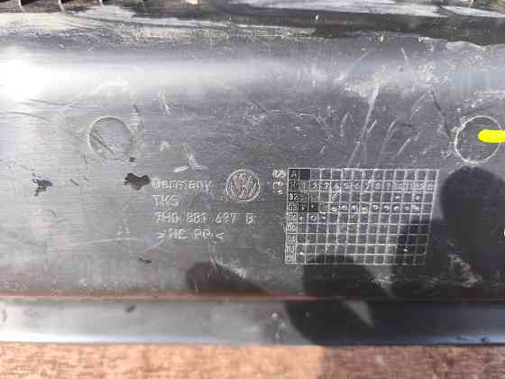 Накладка заглушка сиденья VW T5 2003-2015 (7H0881697B) Ковель