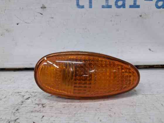 Повторитель поворотника Mitsubishi Pajero Wagon 3 3.2 ДИЗЕЛЬ 4M41 1999 (б/у) Київ