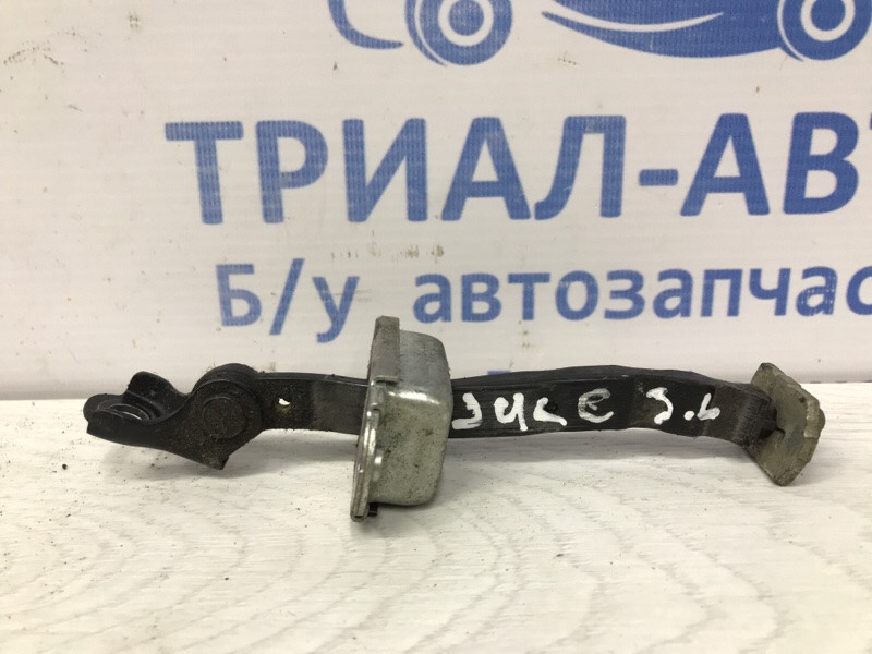 Ограничитель двери задний левый Nissan Juke F15 1.6 TURBO MR16DDT 2010 (б/у) Киев - изображение 1