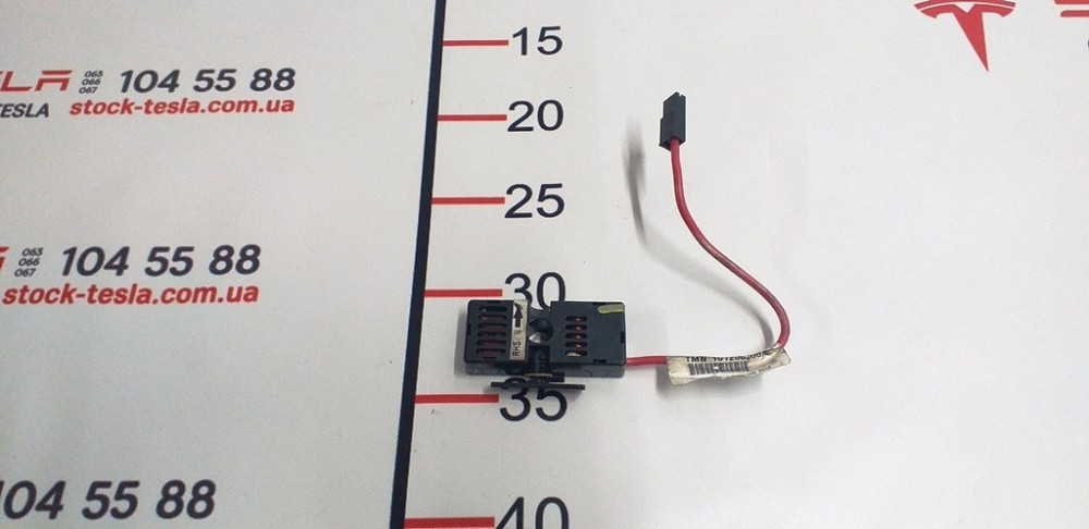 Антенна радио фильтр RHS 2D Tesla model X S REST 1012002-00-B Київ - зображення 2