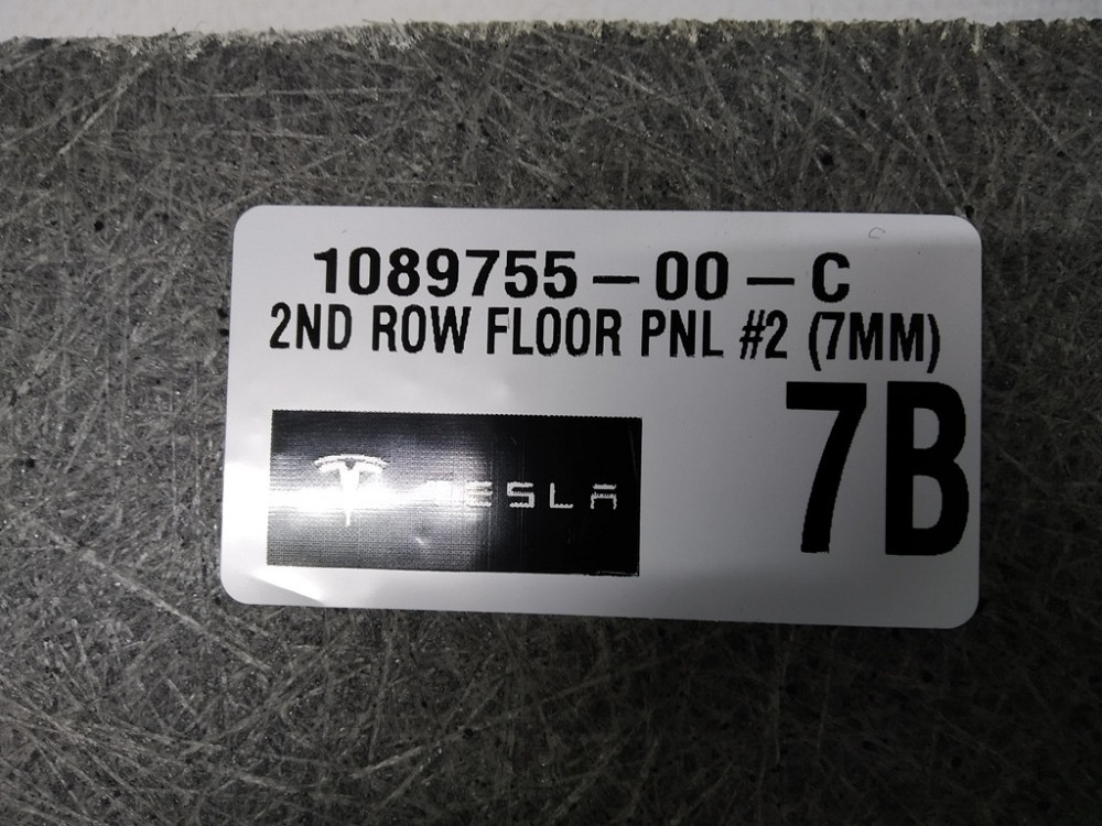 Панель пола 2-го ряда сидений задняя с направляющими в сборе (7 мест) Tesla model X 1128545-00-E Київ - зображення 3
