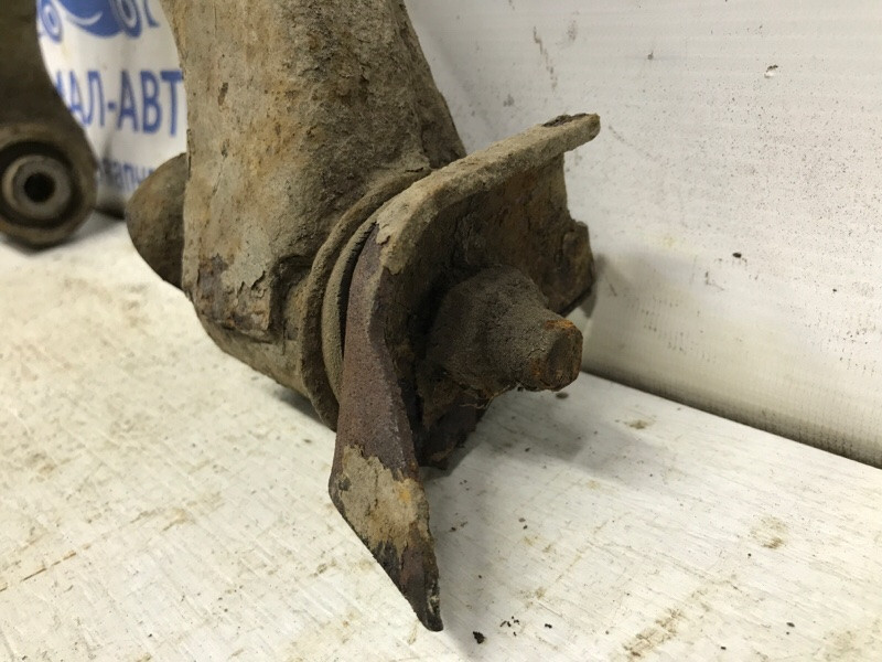 Рычаг задний поперечный верхний левый Mitsubishi Pajero Wagon 3 3.2 ДИЗЕЛЬ 4M41 1999 (б/у) Київ - зображення 2