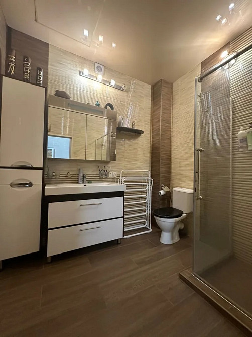 продам двухэтажный дом с ремонтом Нагорка Дніпро - зображення 2