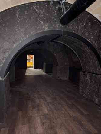 Сдается ФАСАДНОЕ помещение 500кв.м. в БЦ "ДВОРЕЦ КАМО" Одеса