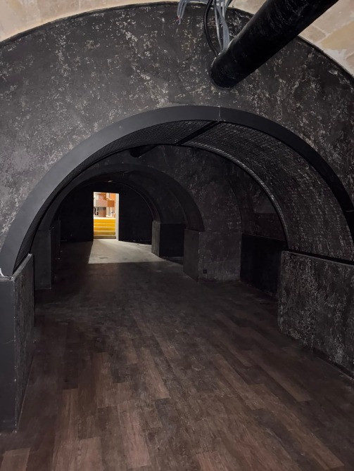 Сдается ФАСАДНОЕ помещение 500кв.м. в БЦ "ДВОРЕЦ КАМО" Одеса - зображення 2