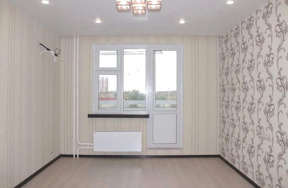 Поклейка обоев Дарница Троещина Позняки Київ - зображення 1