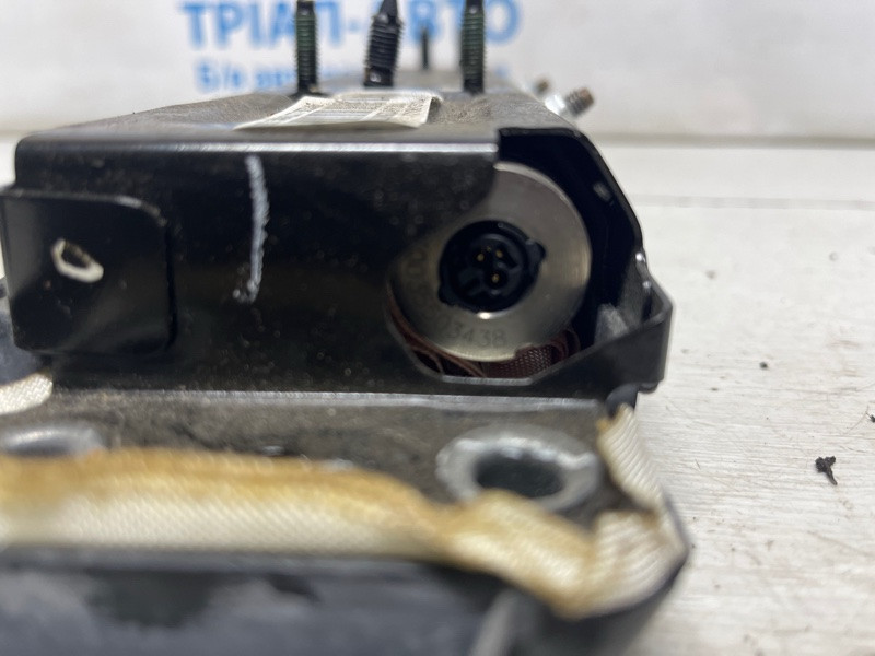 Подушка в колени Ford Fusion USA 2013-2020 DG9354045J77 (Арт. 74820) Київ - зображення 2