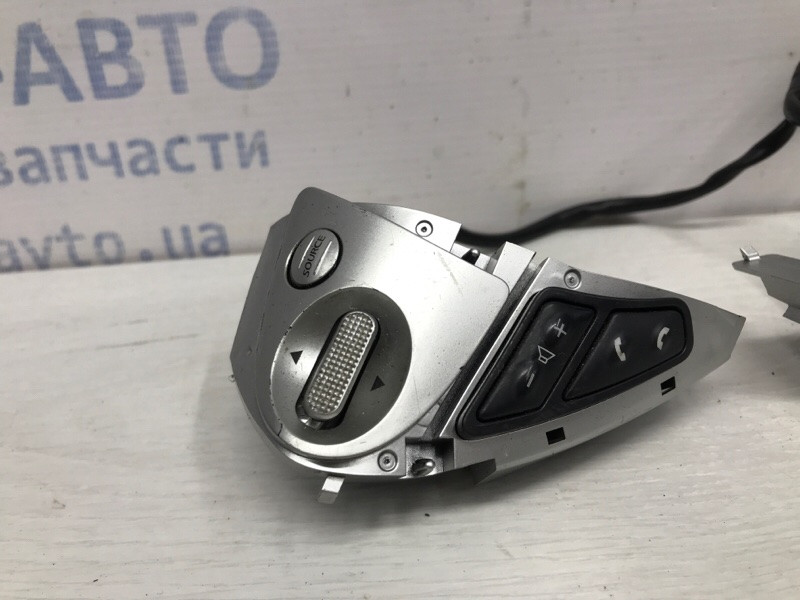 Кнопки руля Nissan Juke F15 1.6 TURBO MR16DDT 2010 (б/у) Київ - зображення 2